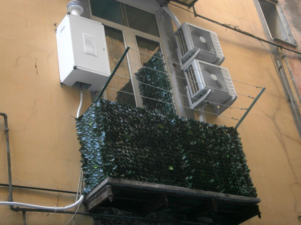 B&B Da Roberto Napoli Esterno foto